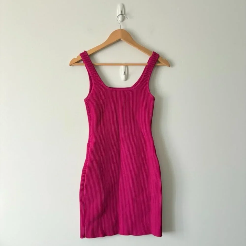 Aritzia Babaton Sculpt Knit Squareneck Ribbed Mini Dress Fushia Pink Size Small